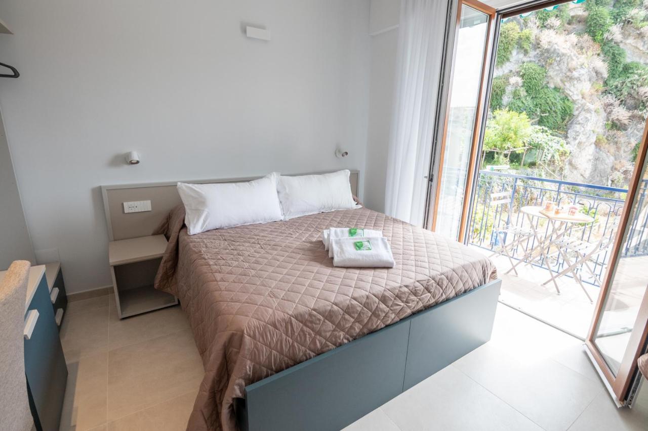 Divina Holiday - Rooms Maiori Exterior photo